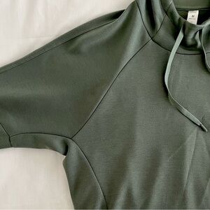 Silky Smooth Cropped Hoodie